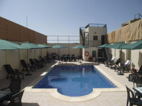 Qronfli Holiday Apartments With Swimming Pool